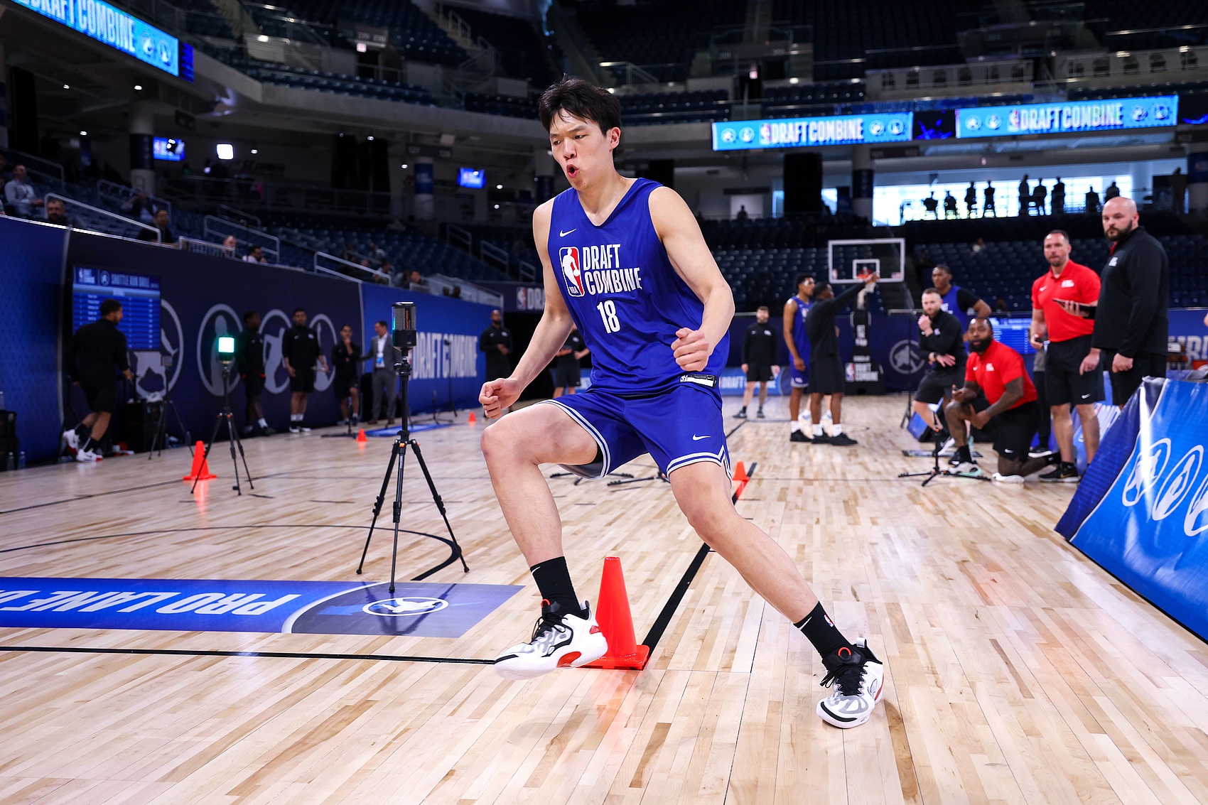NBA选秀新动态 中国新星杨瀚森飙升至34顺位获黄蜂青睐